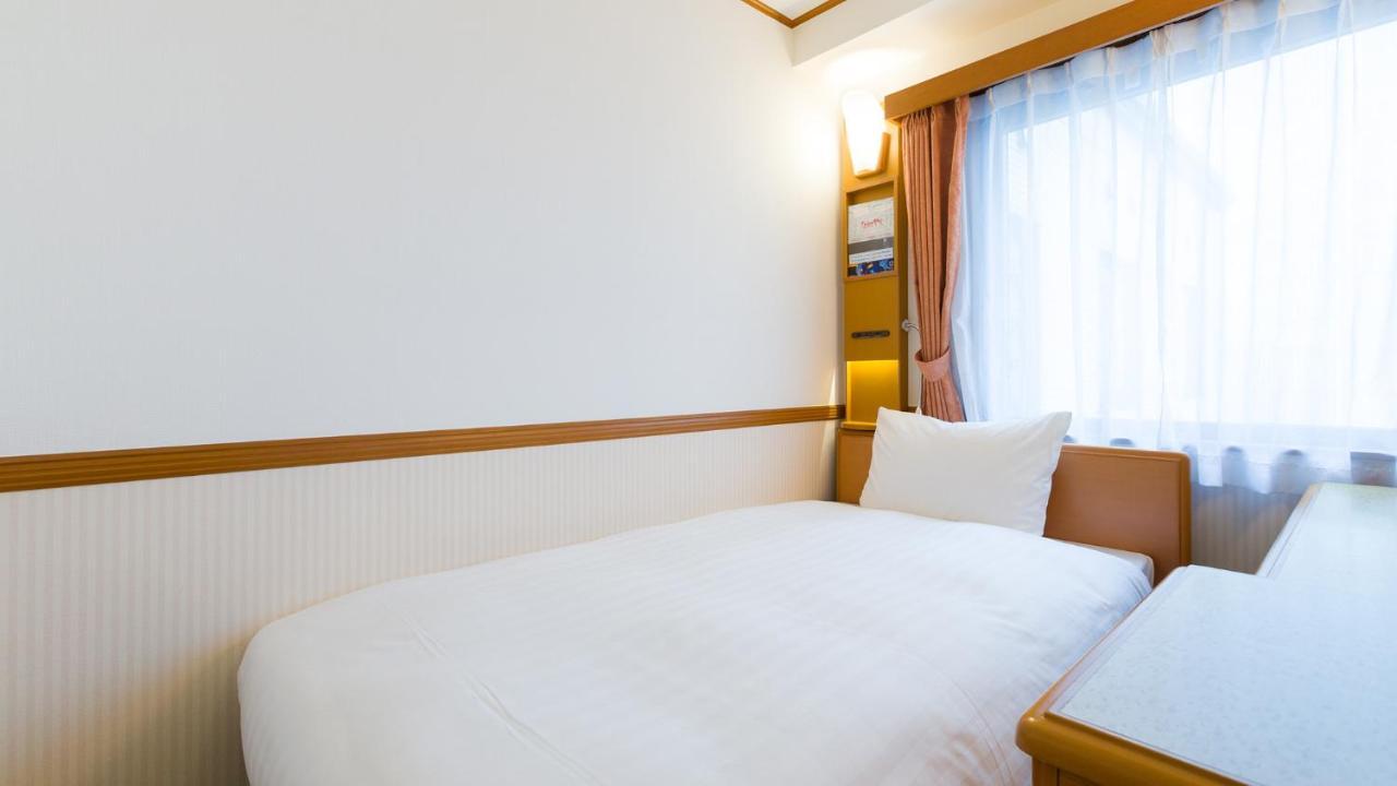 Toyoko Inn Tokyo Shinagawa Aomono-Yokocho-Eki Phòng bức ảnh